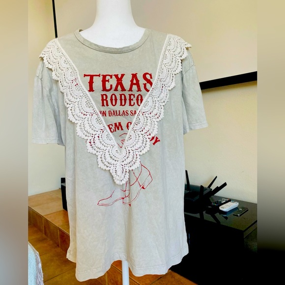 Zara Women's Size XL Texas Rodeo Tee - Picture 1 of 6